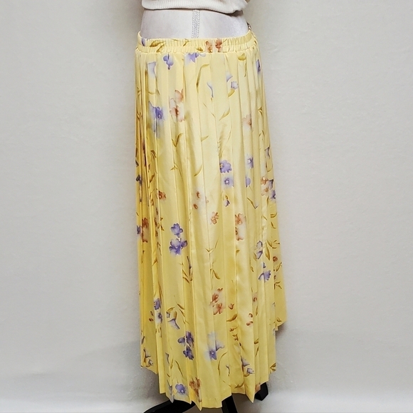 VINTAGE Leslie Fay Yellow Floral Plisse Accordion Pleat Full Length Midi Skirt - Picture 5 of 9